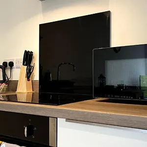 https://apt-modern-1-bedroom-serviced-near-city-centre.yorkshirehotels.net